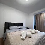 Rama Apartment *